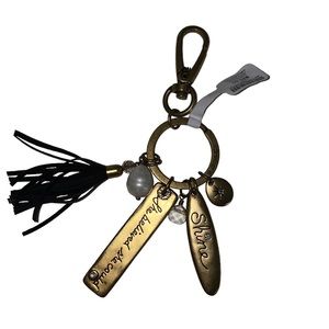Chico’s Antique Gold Key Chain, NWT